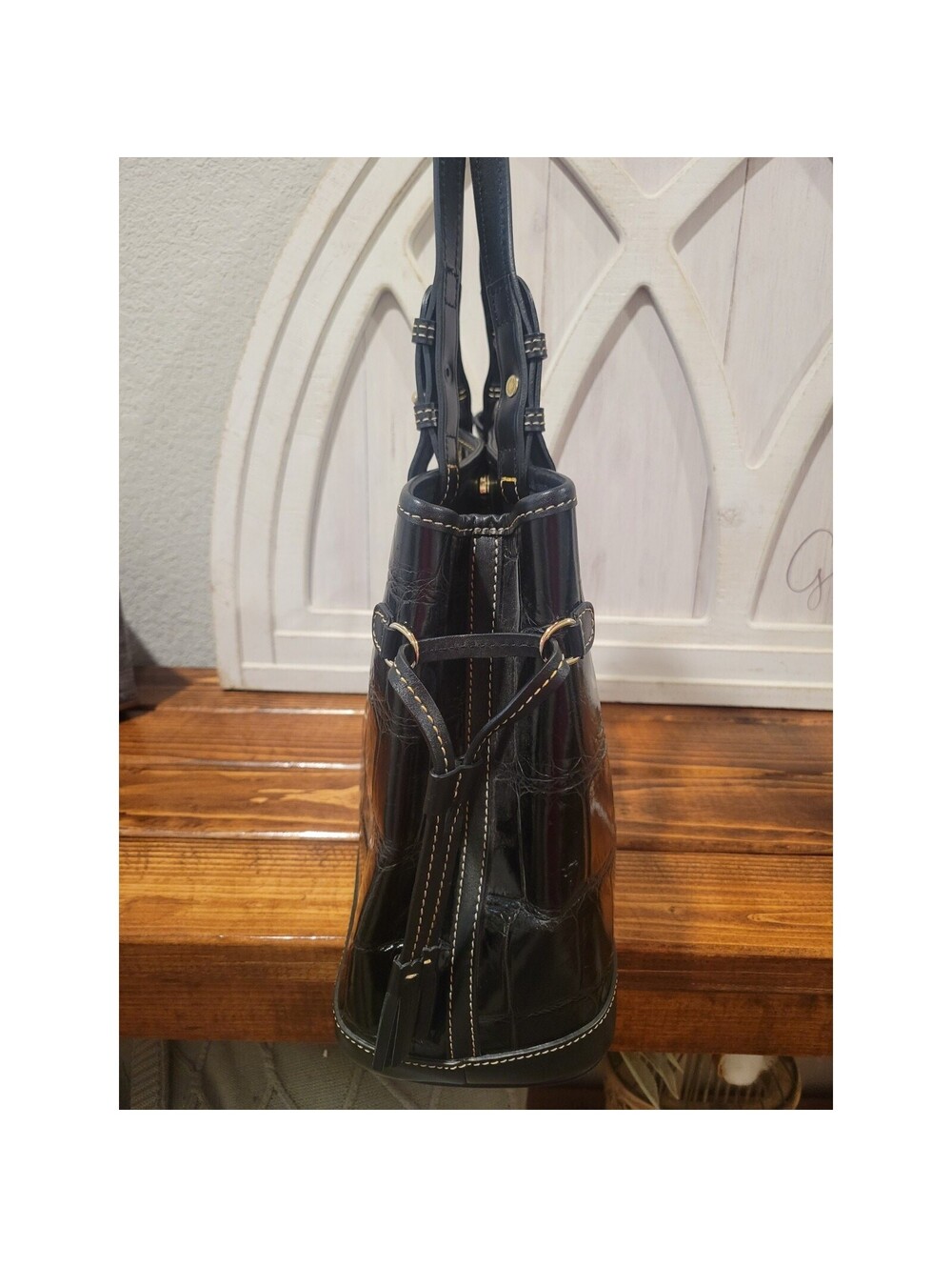 Dooney & Bourke Tassel Satchel Croco-Embossed Leather Black Bag Purse NICE - Picture 3 of 15